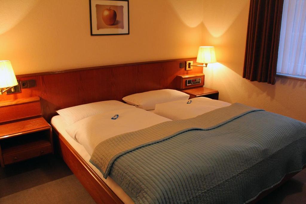Hotel Haus Ammerland Bad Zwischenahn Rum bild